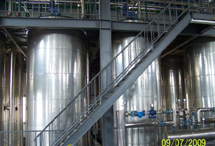 食用油精煉設(shè)備生產(chǎn)線設(shè)備介紹(圖1) 食用油精煉設(shè)備生產(chǎn)線設(shè)備介紹(圖1)