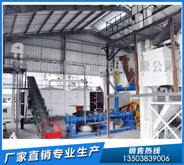 投資菜籽浸出油設(shè)備怎樣?企鵝糧油不負(fù)厚望(圖1) 菜籽油浸出設(shè)備